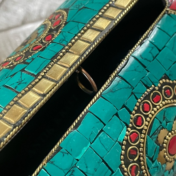 Antik Kraft Amoli Clutch - Picture 3 of 11